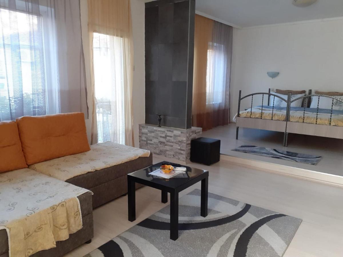Alex Apartments Крушево Екстер'єр фото